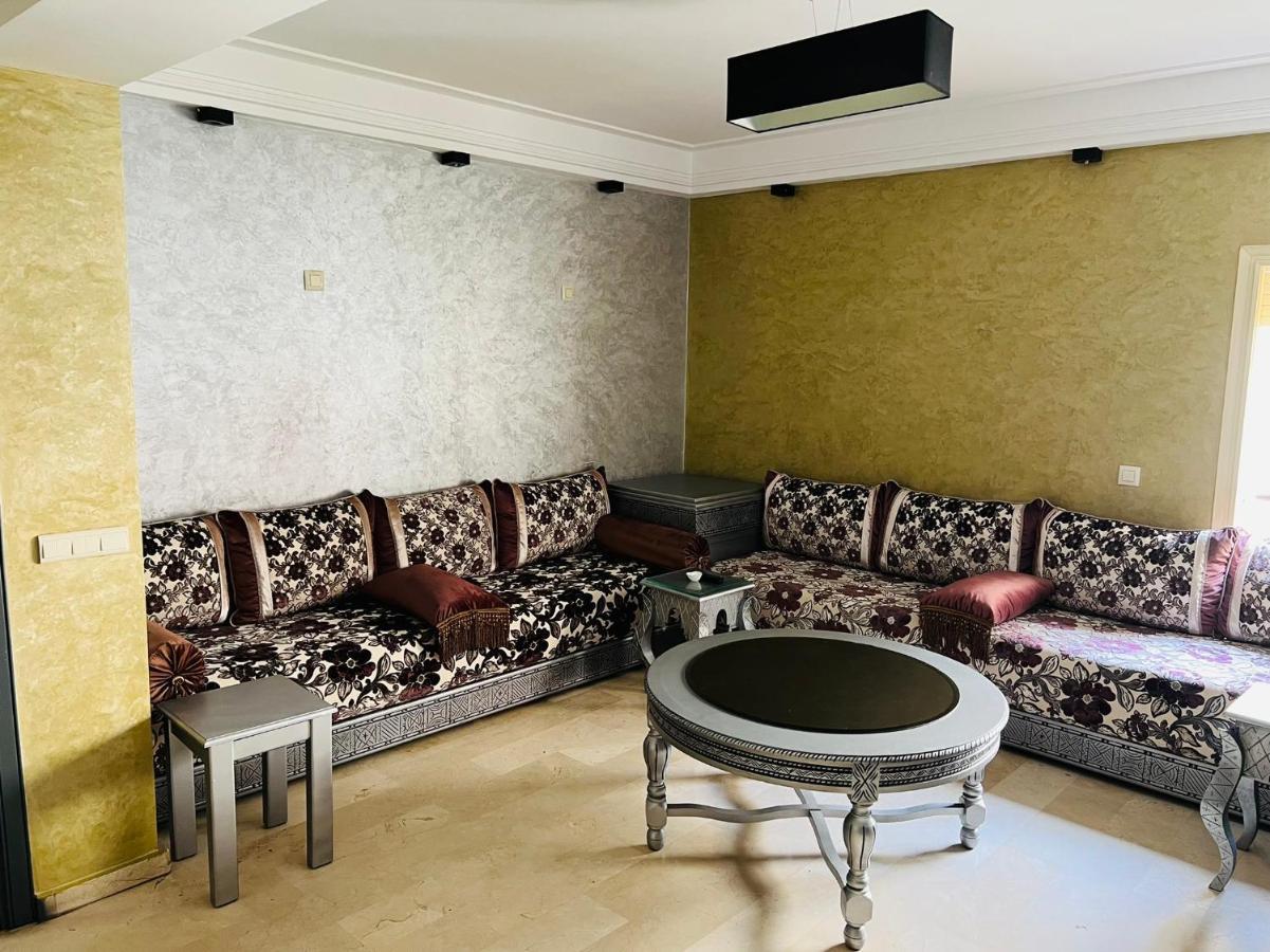 Luxury * Casablanca